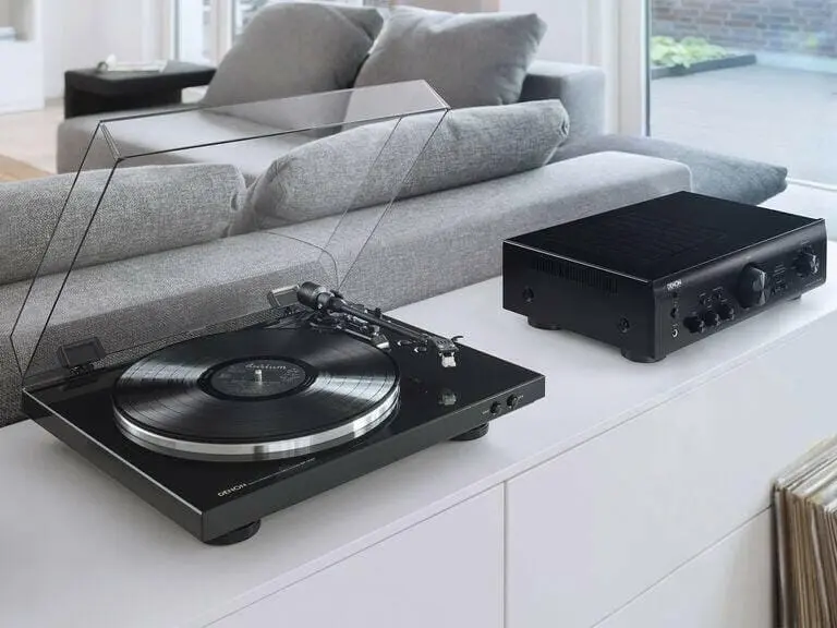 Denon DP-300 F zwart